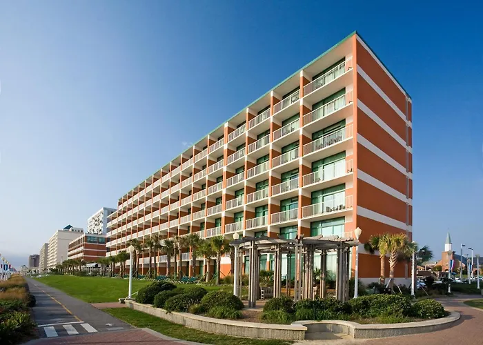 Romantic hotels Holiday Inn & Suites Virginia Beach - North Beach By Ihg